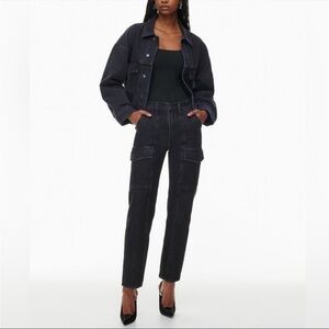 NEW❣️Aritzia Denim forum the 90s lo-rise cargo slim